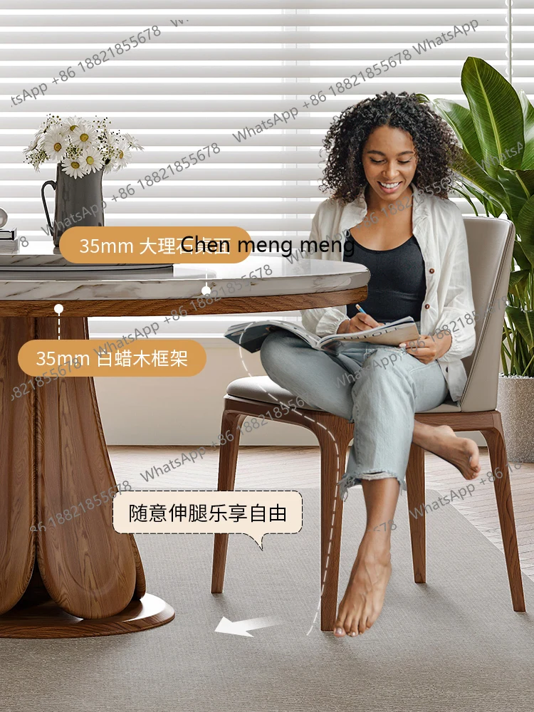 Marmor-Esstisch und Stühle, Kombination aus modernem, schlichtem, rundem Esstisch für den Heimgebrauch in einem mittelalterlichen Stil aus Massivholz