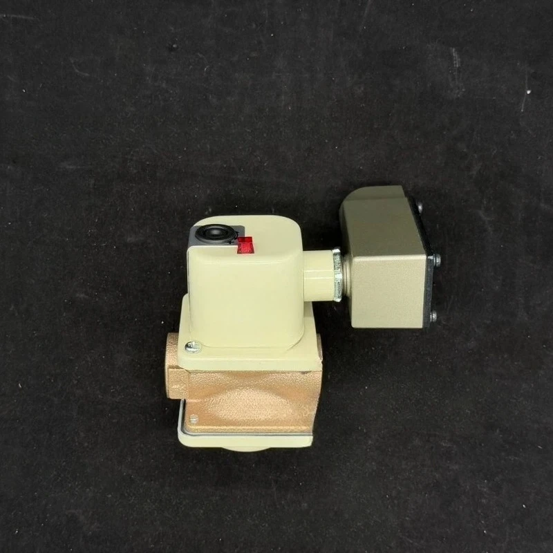 Diaphragm flow switch new parts