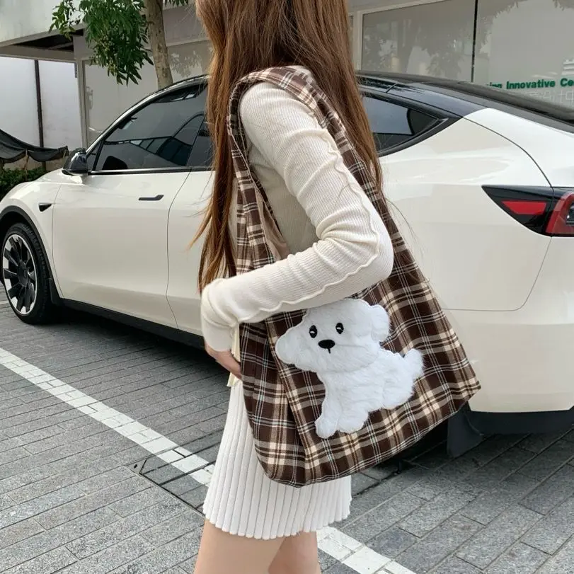 2025 Autumn and Winter Fashion Plush Cartoon Bear Plaid Vest Bag Student Large Capacity Canvas Girly Casual Shoulder Bag - view 3