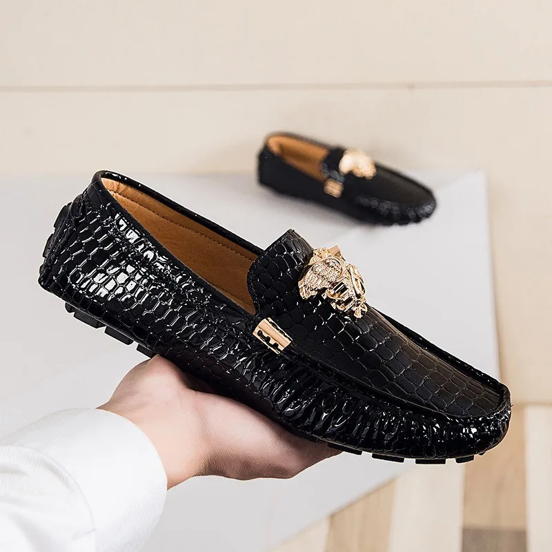 crocodile patent leather man loafers casual party office shoes for man italian luxury man drivers loafers black red footwears