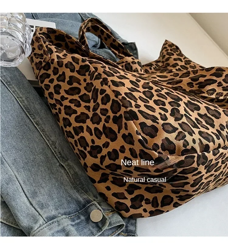 Close view of the leopard print fabric bag