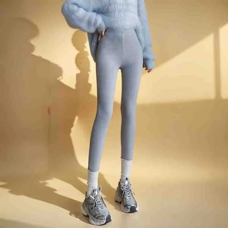 เลกกิ้งสีดำไร้ตะเข็บสำหรับผู้หญิง สไตล์อเมริกัน กระชับหน้าท้อง ทรงบูทเลก สตรีทแฟชั่น เสื้อผ้าแนวสปอร์ต สีแดง ทรงตรง ไซส์เล็ก สีสันหลากหลาย ทรงไมโครฮอร์น