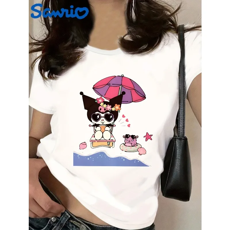 

Женские повседневные футболки Sanrio Hello Kitty и Kuromi, футболки с круглым вырезом и круглым вырезом с милым мультяшным узором и цветочным принтом