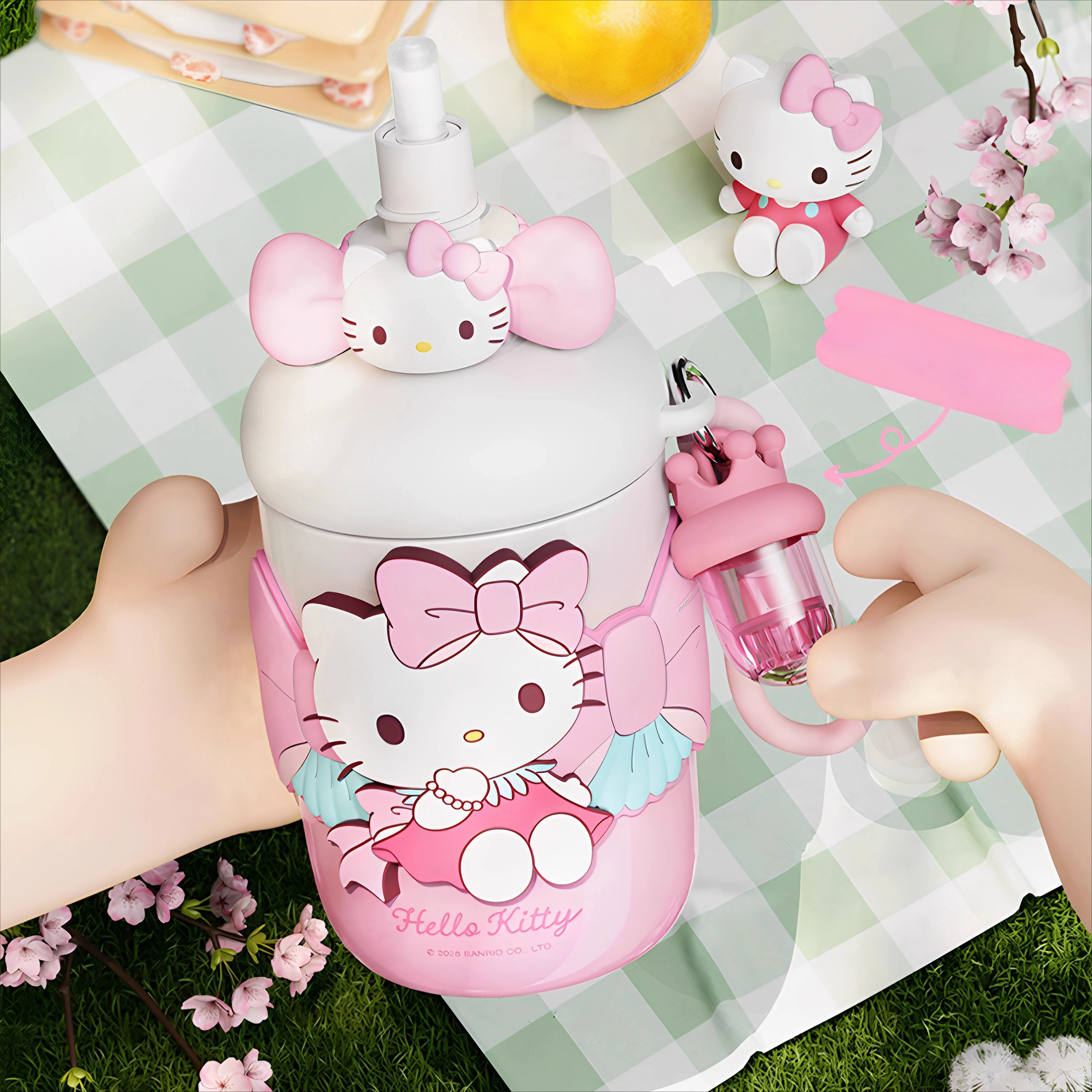 

Изолированная чашка Sanrio Hellokitty 316, соломенная чашка с внутренним вкладышем, чашка для воды Kulomi для детей и студентов