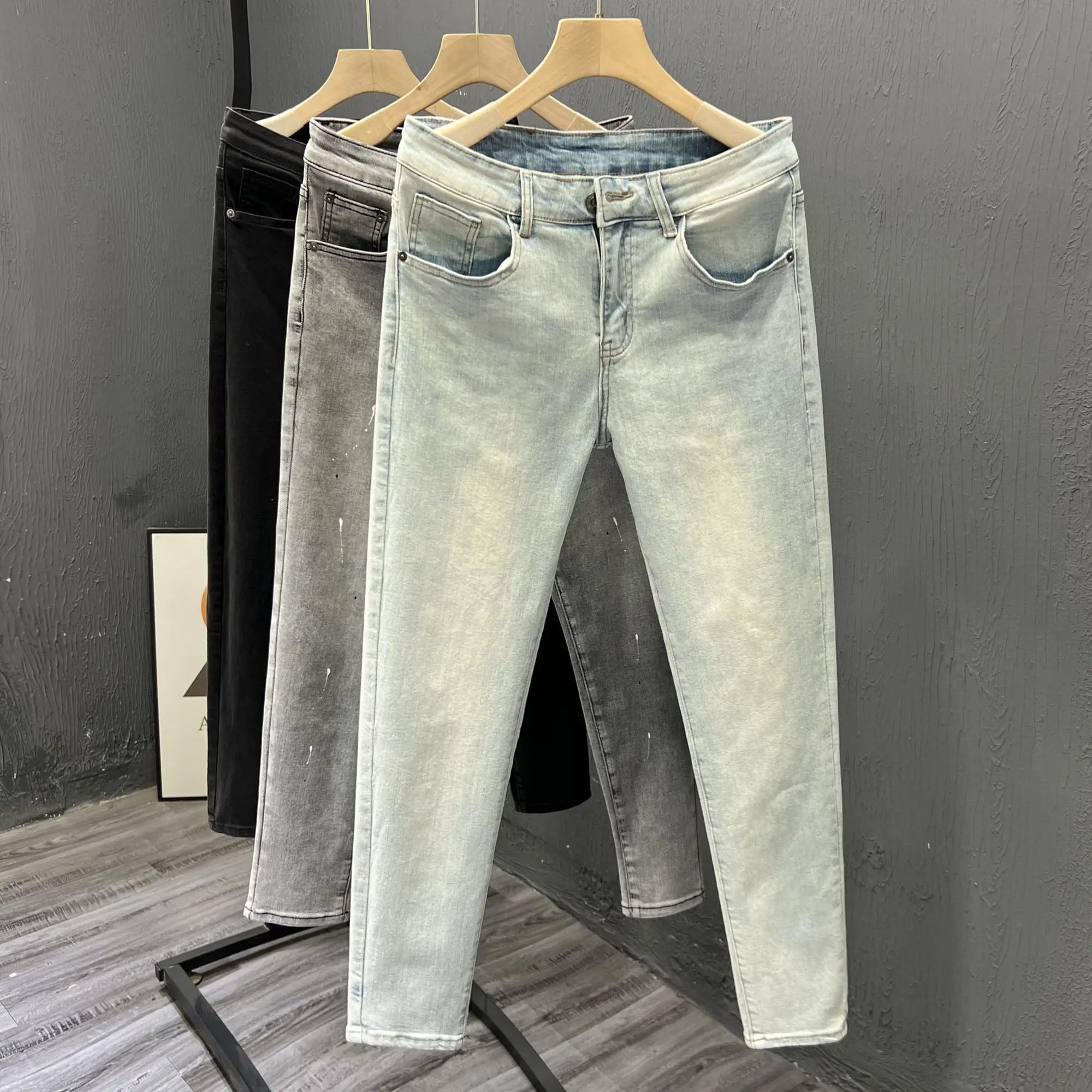 New Arrival Men’s Casual Spring and Autumn Denim Slim Fit Stretch Skinny Jeans Korean Vintage Light Blue Washed Denim Pants