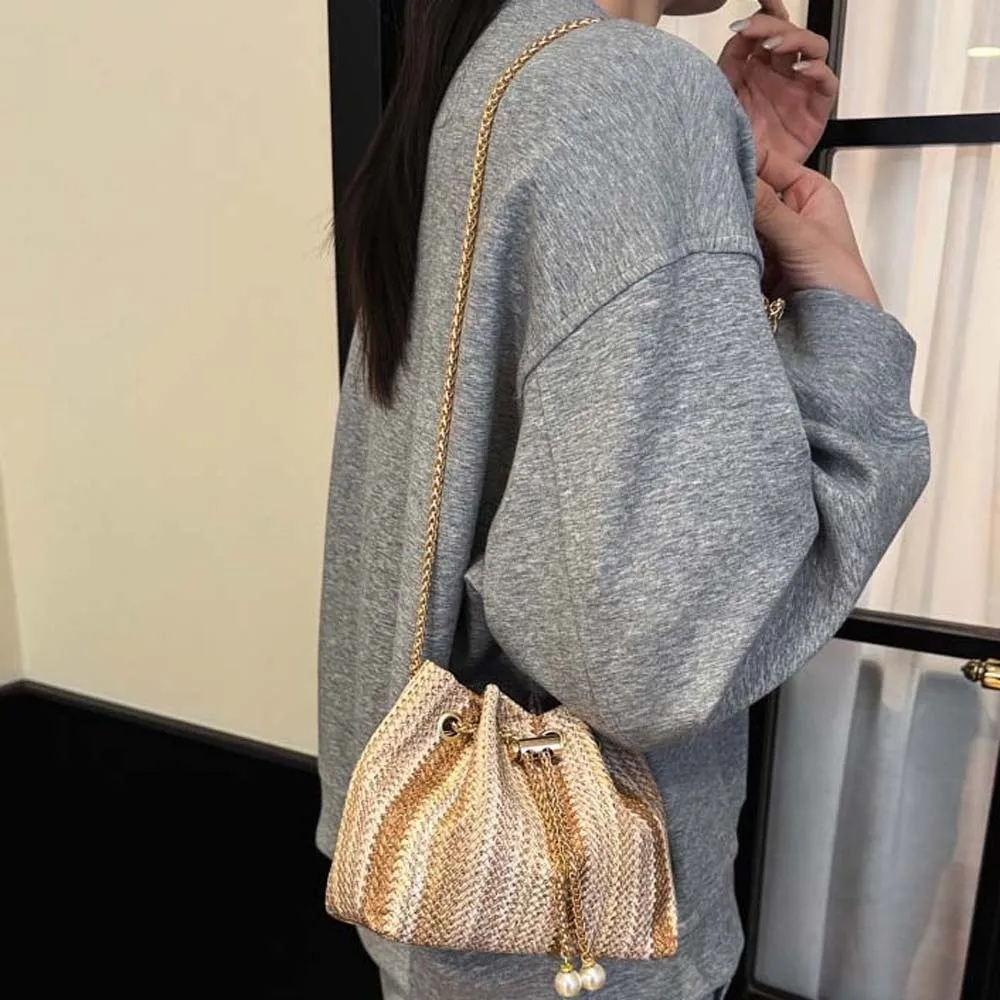 Large Capacity Straw Woven Shoulder Pouch Leather Rainbow Color Strips Drawstring Chain Bucket Bag Polyester Anti-splash Water