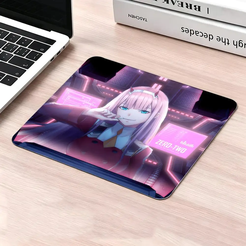 Zero Two Darling In The Mouse Pad Rubber Antislip Keyboard Pad Mousepad Gaming Accessories XXL Office Computer Mat