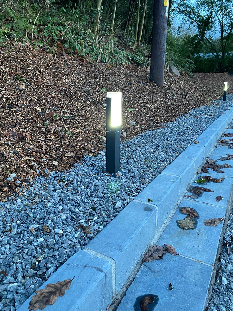 2X Wasserdichte 15W Landschaftsbeleuchtung LED Gartenleuchte Rasenlampen 12V 110V 220V Dekoration Hof Weg Villa Pollerleuchte Außenbeleuchtung