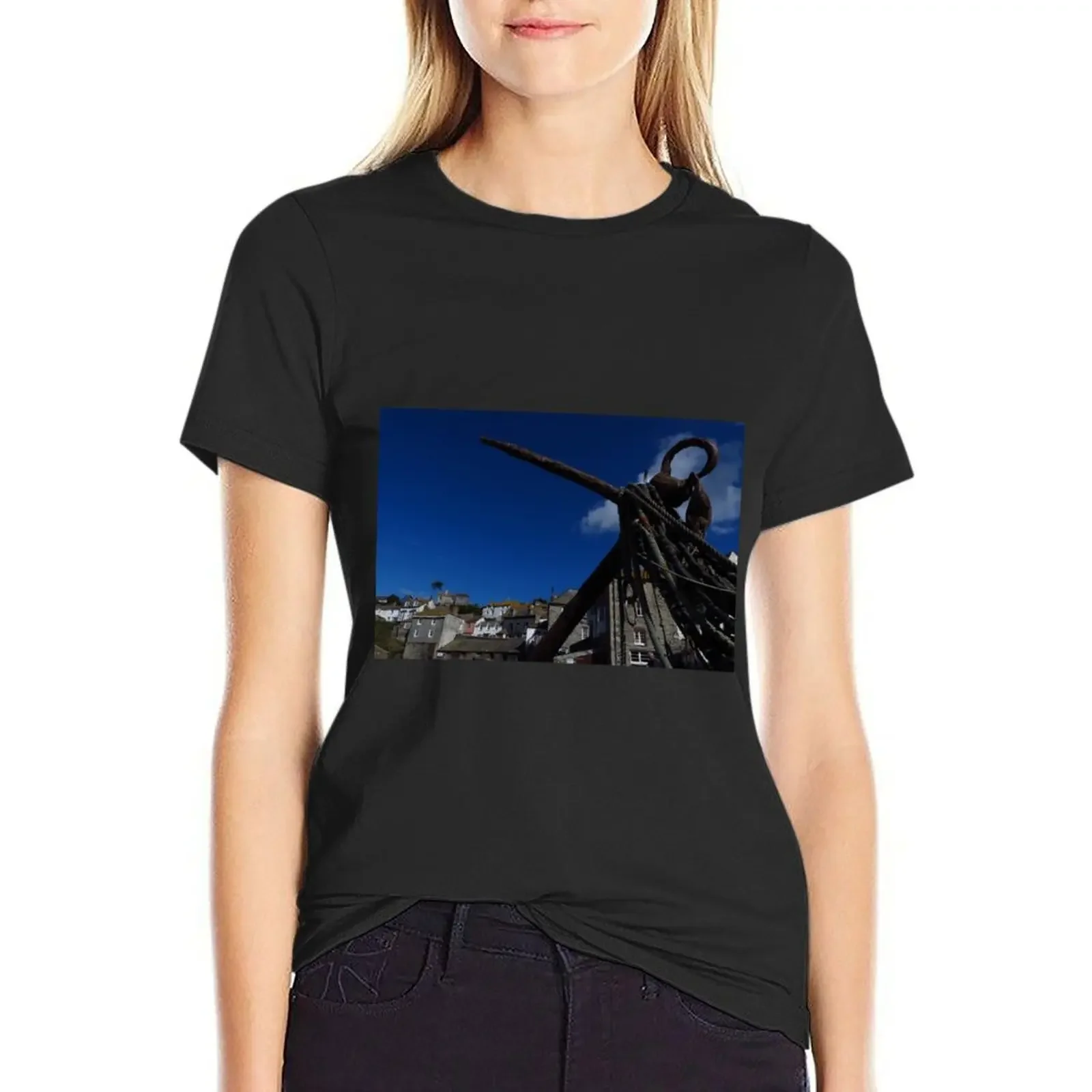 

The Anchor, Port Isaac, Cornwall T-Shirt animal prinfor cute tops lady clothes graphic t-shirts for Women