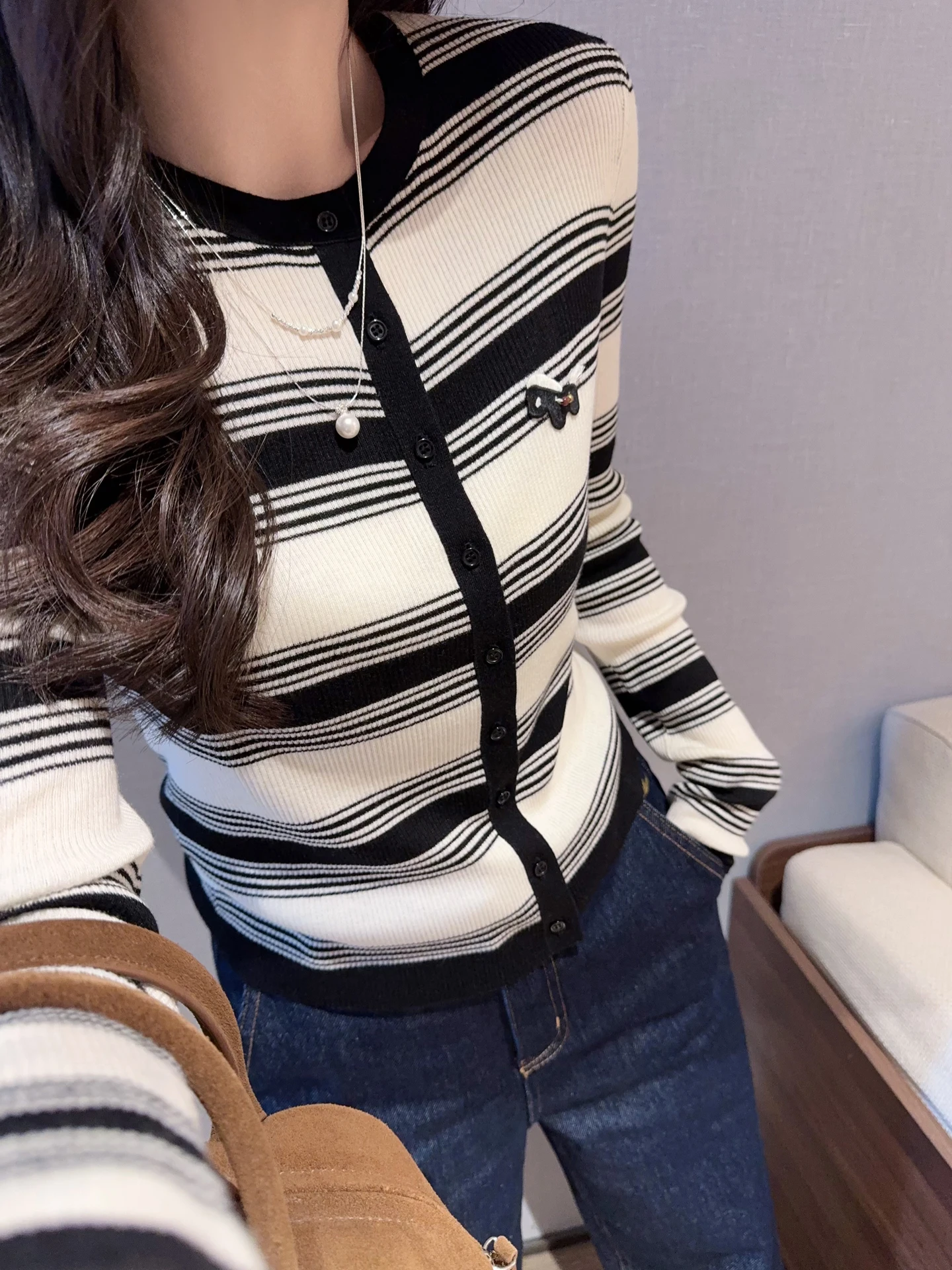 

Красный вязаный шерстяной кардиган с вышивкой в полоску, двухцветный, приталенный, для женщин, весна-осень, повседневный стиль