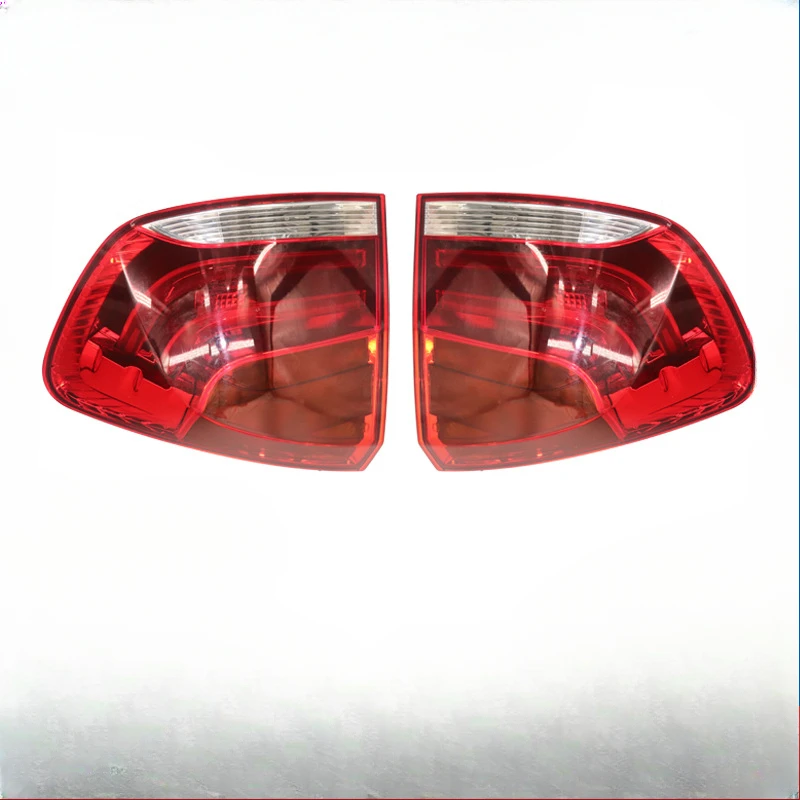 

1pcs For BMW 08-13 X1 E84 Rear Tail Light Outer Half Assembly 63212990109 63212990110