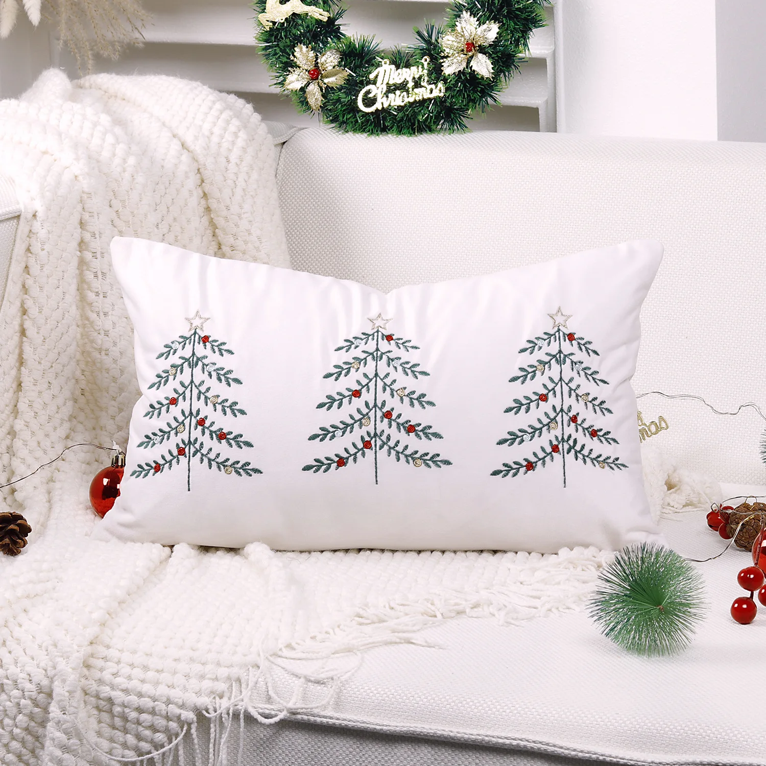 Pine Tree Christmas Pillow Cover White Red Green Embroidered Throw Cushions for Home Decoration 30x50cm Soft Home Decoration