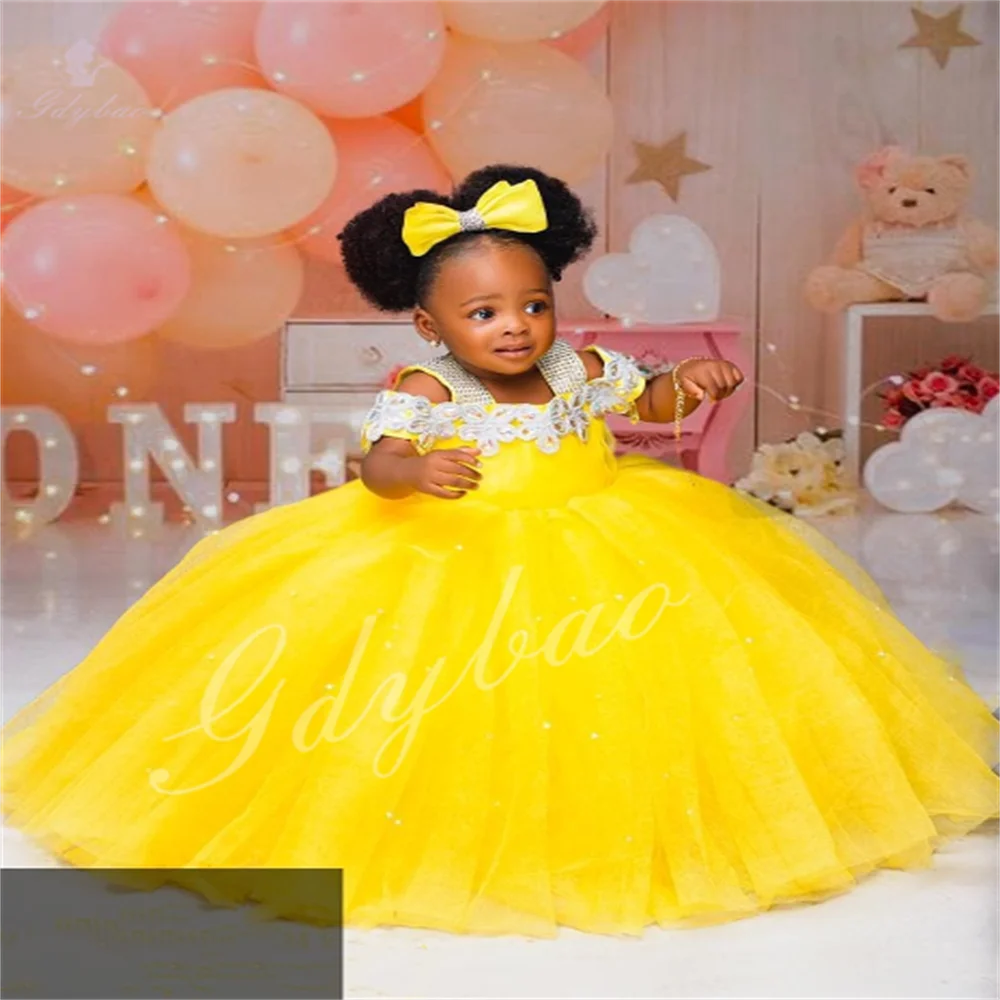 Yellow Flower Girl Dress With Puffy White Lace Appliqu Off-shoulder Design For Children's Bridesmaid Birthday Photography