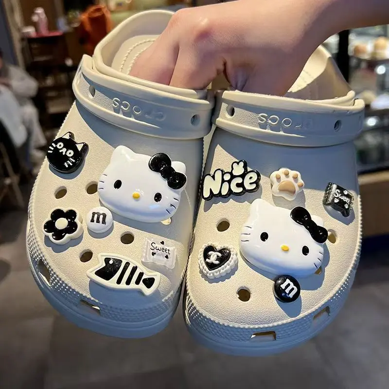 

Cute Cartoon Hole Shoe Accessories DIY Accessories KT Black And White Cat Shoe Flower Detachable Decorative Shoe Buckle Buckle