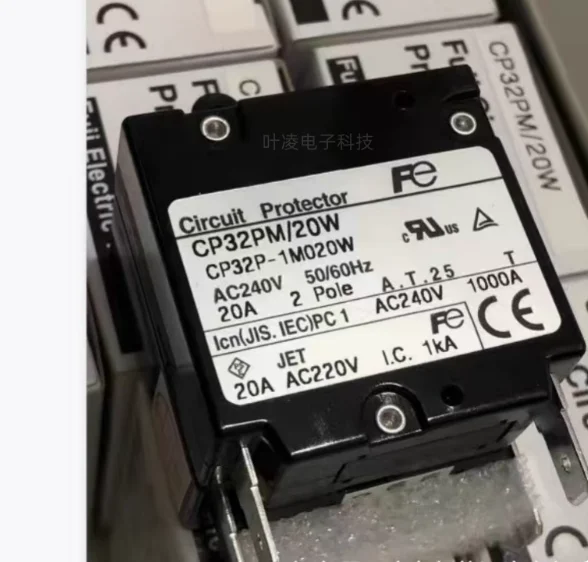 

1 шт. ЗАЩИТА СХЕМА FE CP32PM/20 Вт CP32P-1M020W