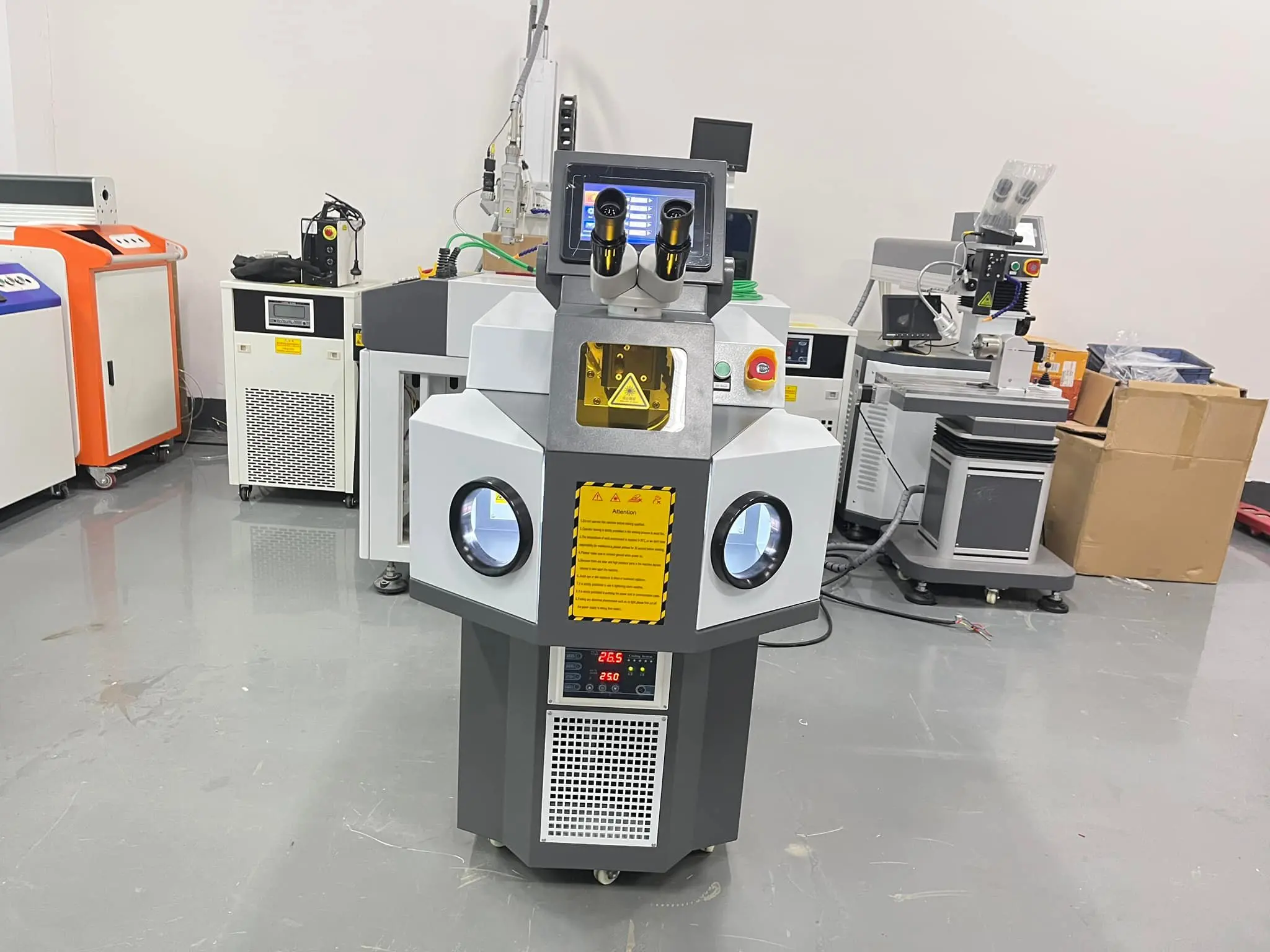 200W Mold Repair Automatic Yag Spot Jewelry Laser Welding Machine