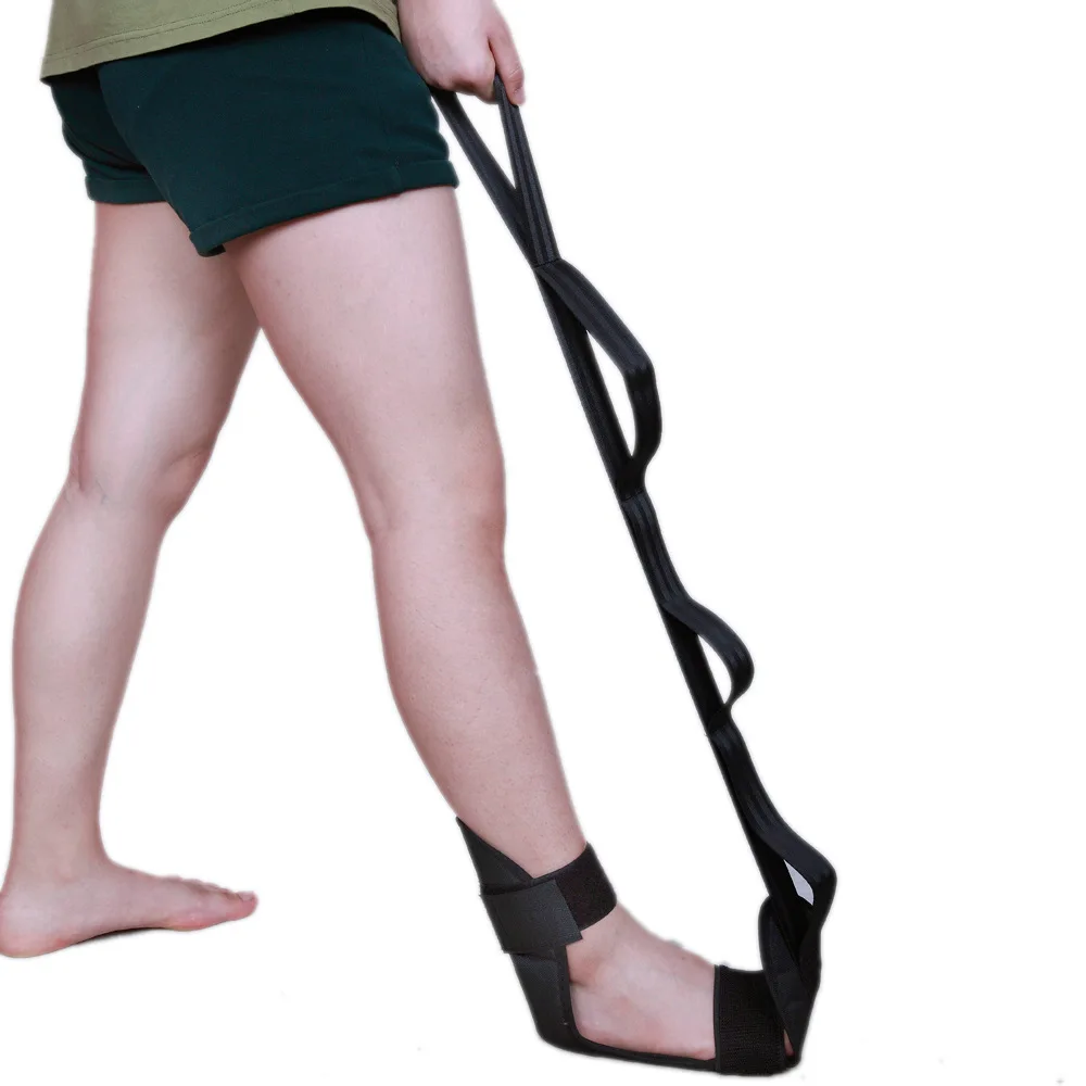 

Training the leg brace with auxiliary ankle stretcher auxiliary belt