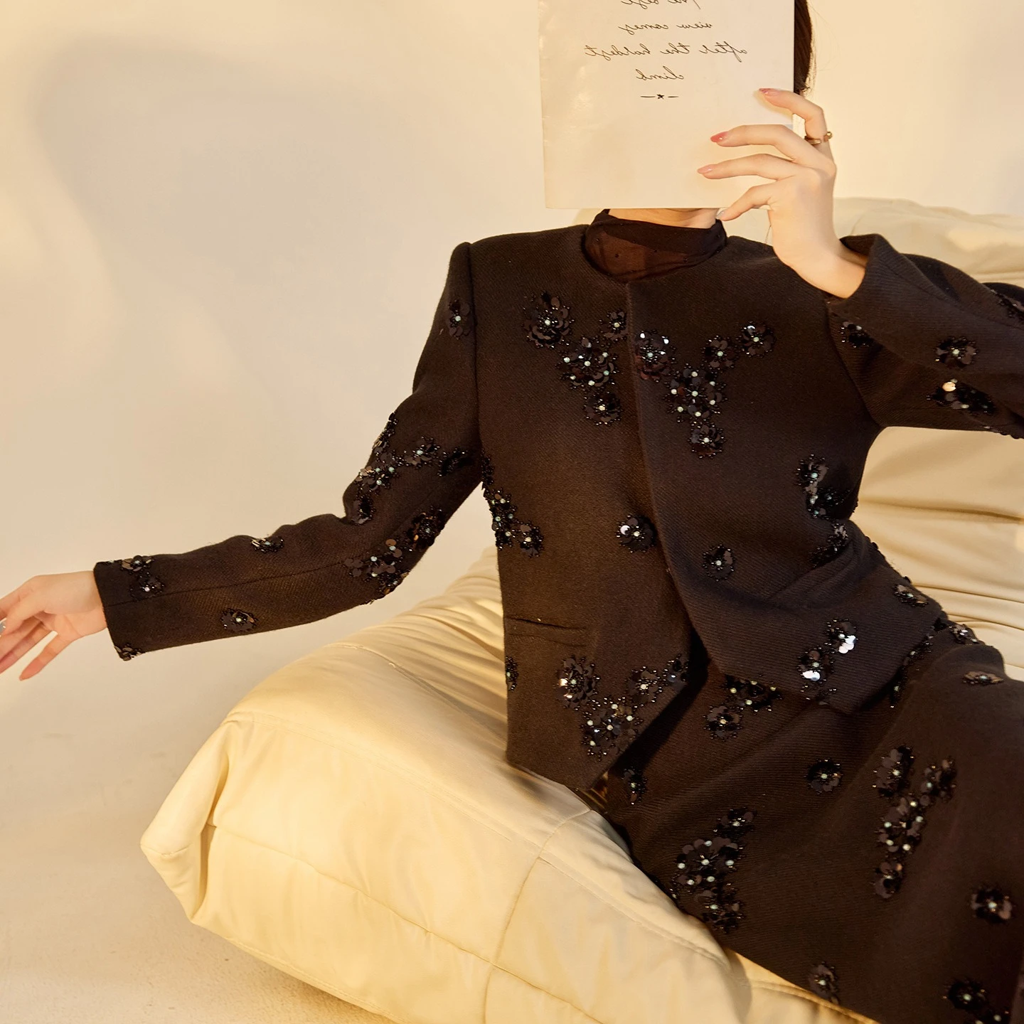 High-end Heavy Beading Sequin Flower Embroidery Elegant Woolen Short Coat Women Fashion Round Neck Single-breasted Trendy Coa