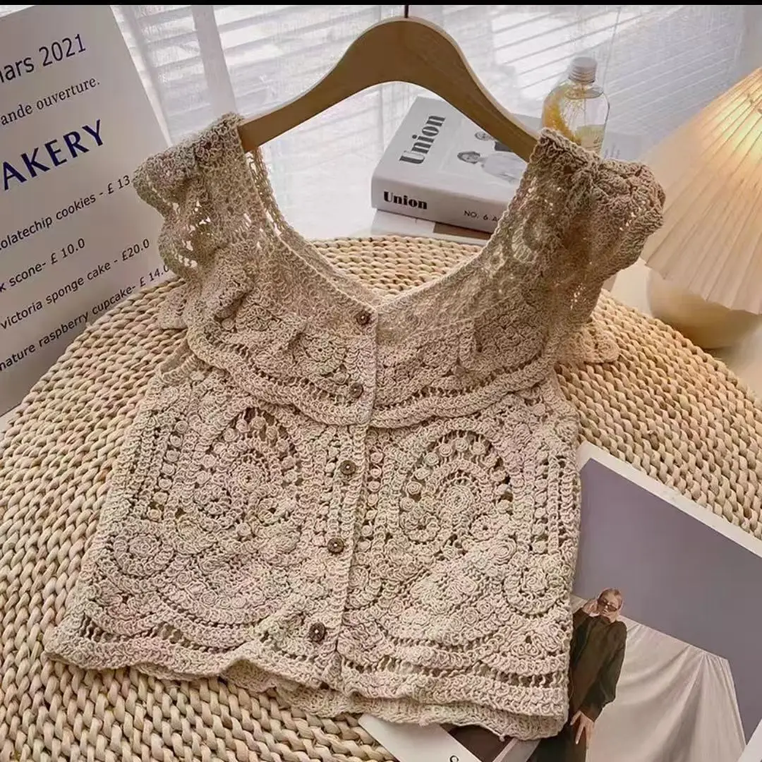 

Korean Fashion Sleeveless Knitted Tops Single Breasted Casual Women Blouse Summer Hook Flower Hollow Shirt