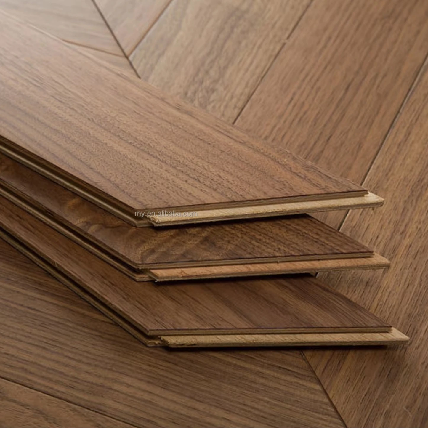 天然黒クルミのヘリンボーン/フィッシュボーンフローリングのホテル装飾のカスタマイズバージョン