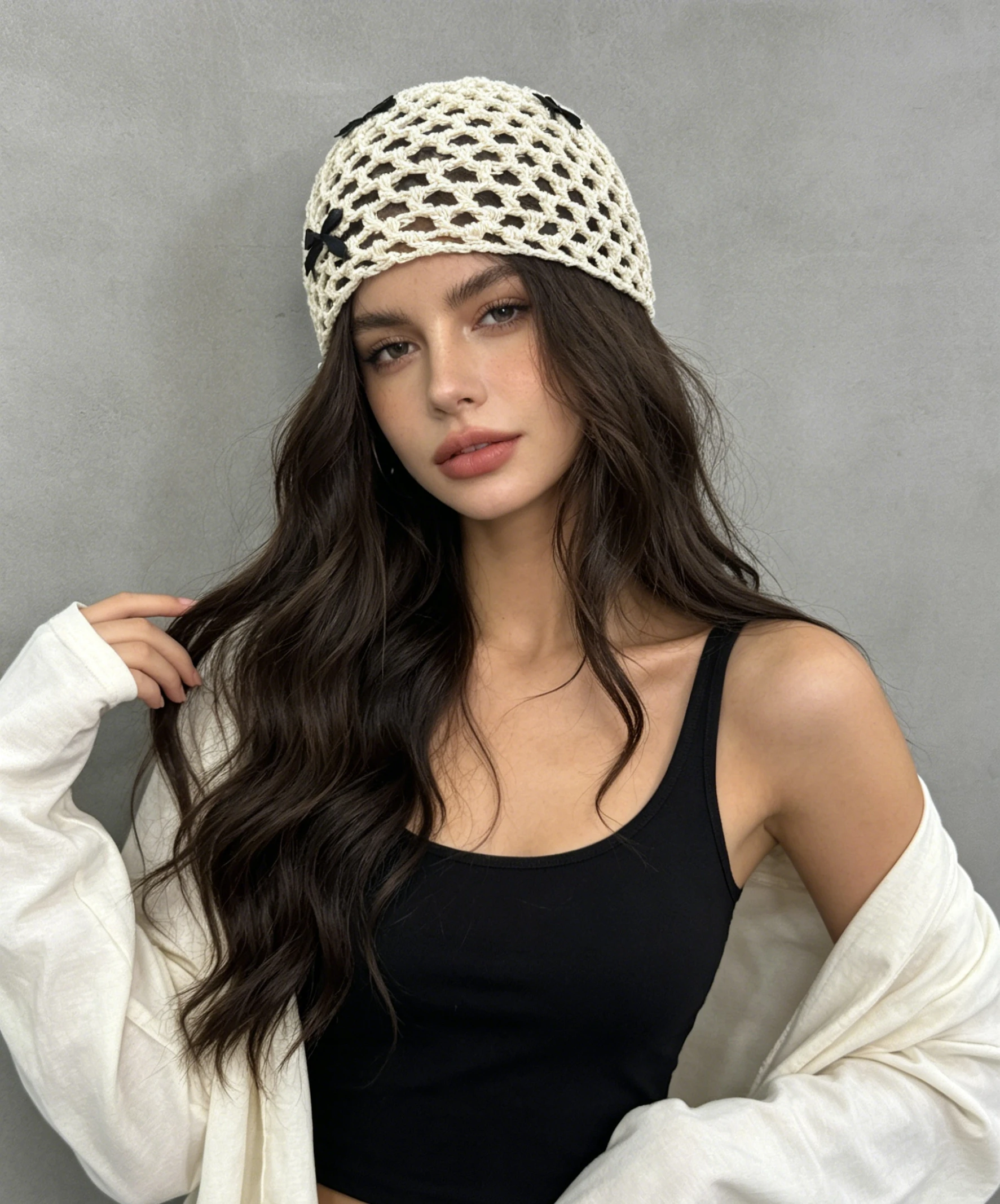 1pc Gorro de punto calado con lazo pequeño y lentejuelas para mujer, estilo retro casual, gorra de malla decorativa tipo turbante, ideal para primavera y verano.