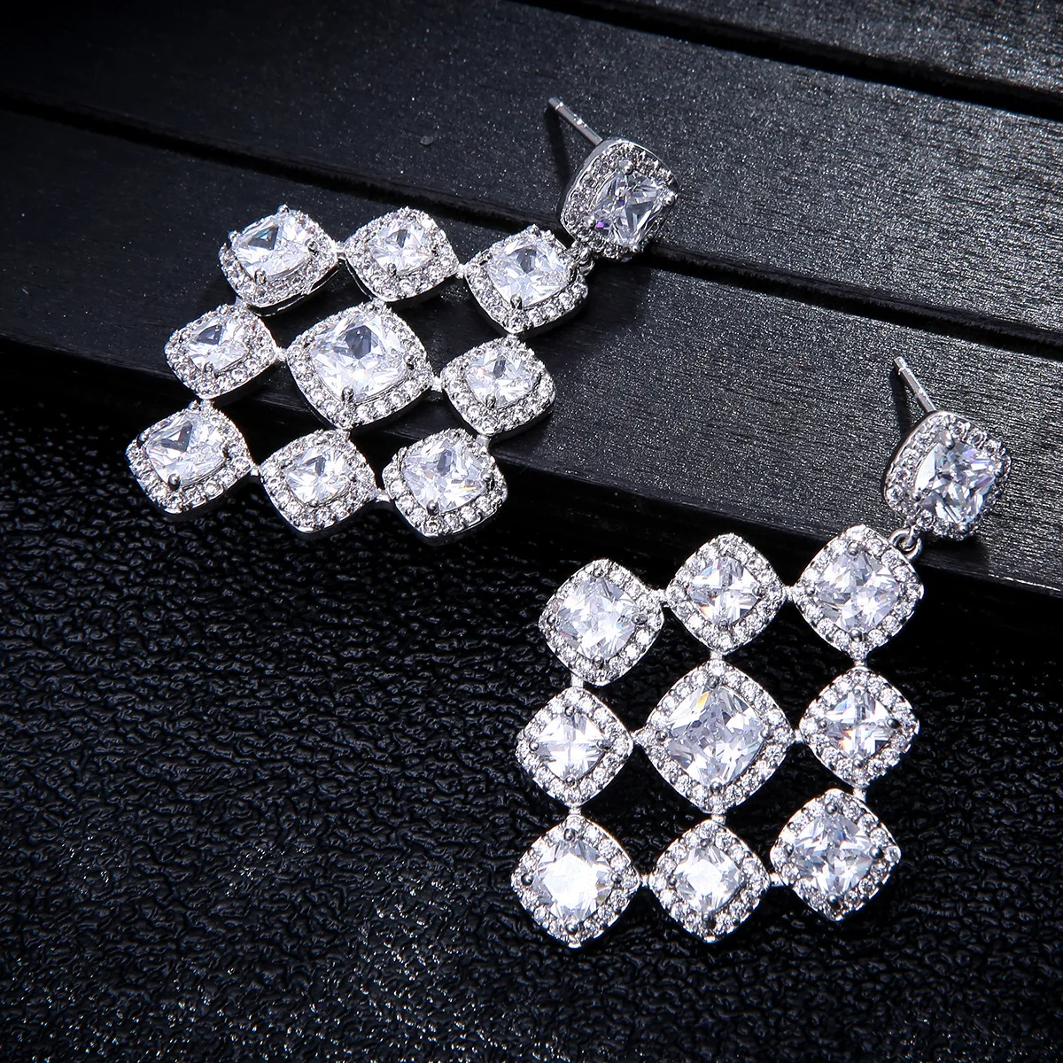 

Trendy Luxury Square Shape Dangle Earrings For Women Wedding Cubic Zircon CZ Dubai Bridal Earring Bohemia Hot E7345