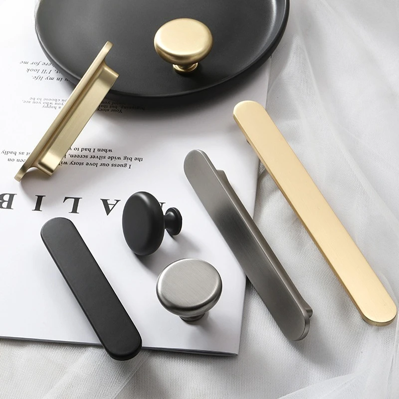 

Modern Style Handles for Furniture Golden Handles for Cabinets and Wardrobe Textured Zinc Alloy Knobs and Handles for Drawers