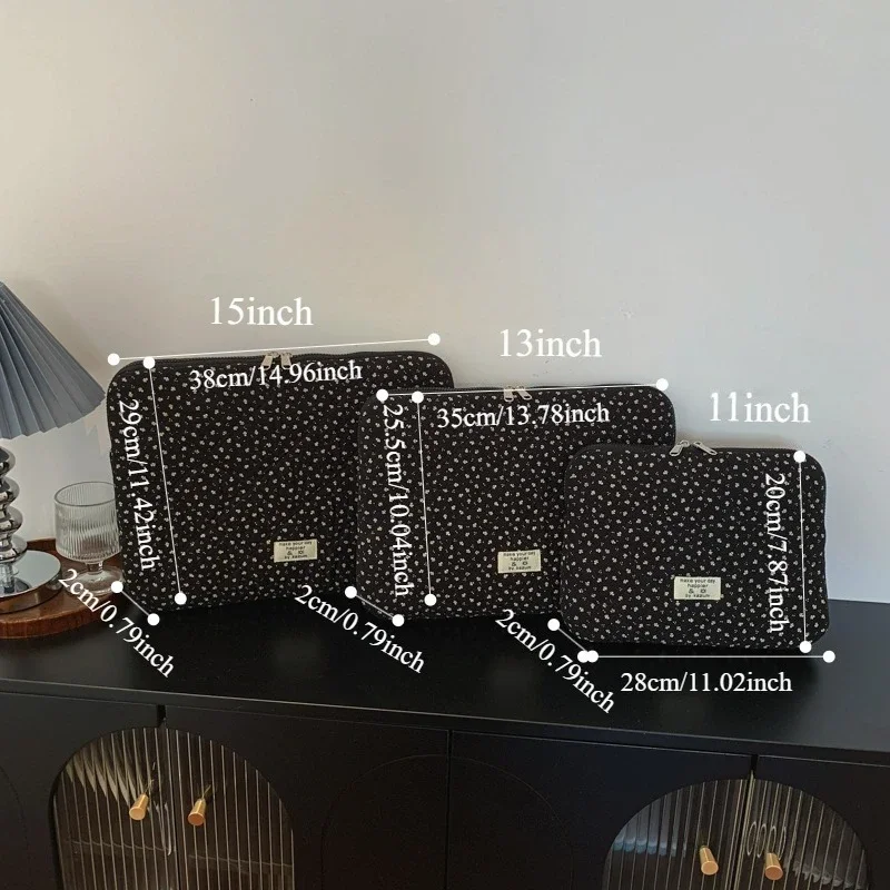 Ditsy Floral Corduroy Quilted Laptop Sleeve, Tiny Flower Zipper Case, Shockproof Lightweight Computer Bag for 11 13 14 15.6
