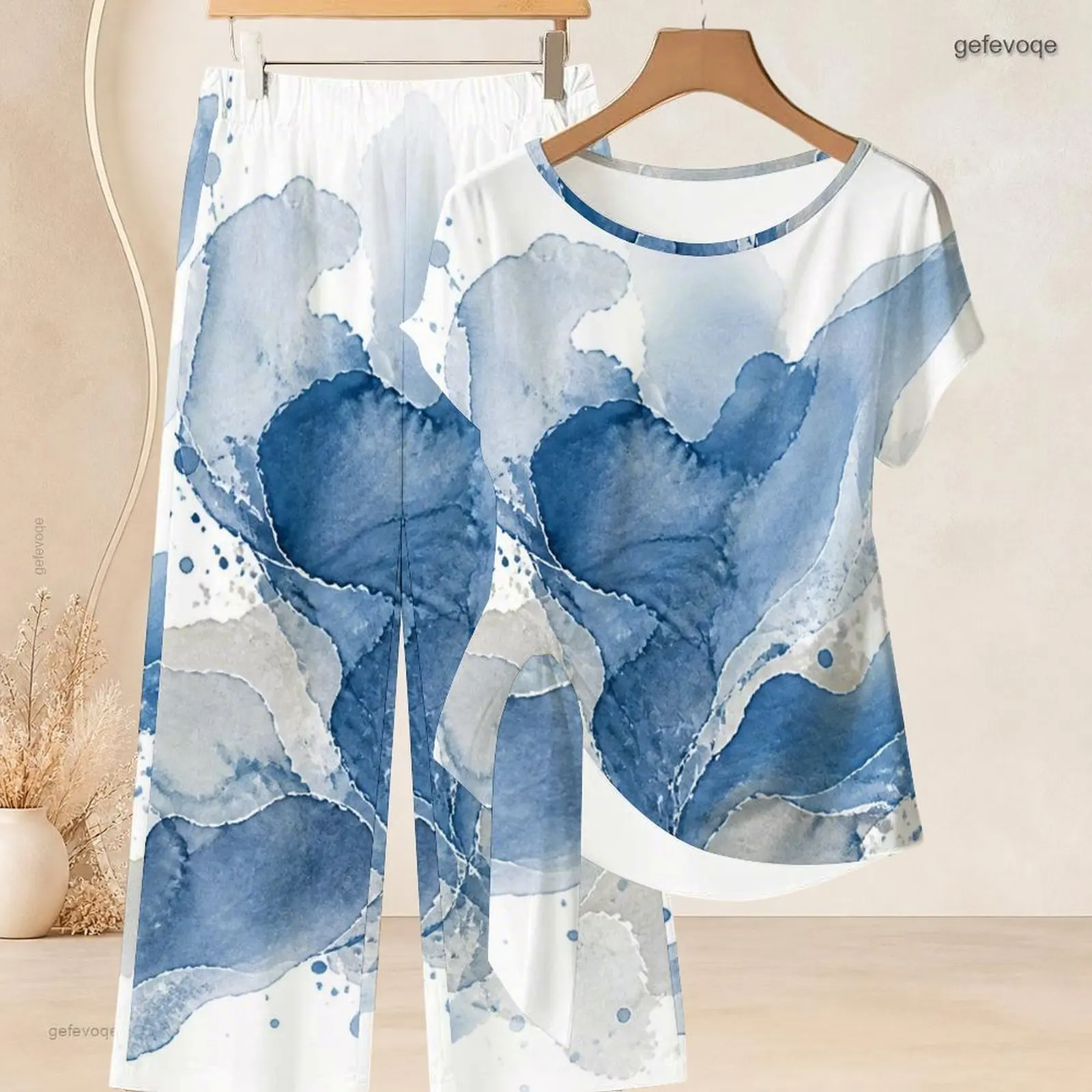 Women Abstract Blue Watercolor Printed Round Neck Short Sleeve Top and Cropped Pants Two Piece Set