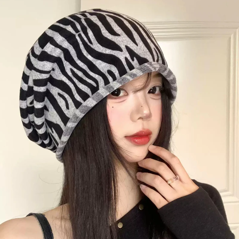 Retro Zebra Striped Curly Beanies for Woemn Spring and Autumn Street Trend Versatile Fashion Korean Literary Pullover Hats