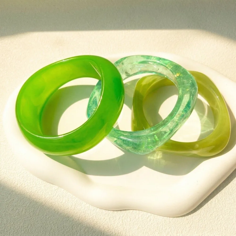 Retro Wristbands Translucent Resin Bangles Marbled Geometric Acrylic Bracelets Lightweight Irregular Chunky Cuffs Trendsetters