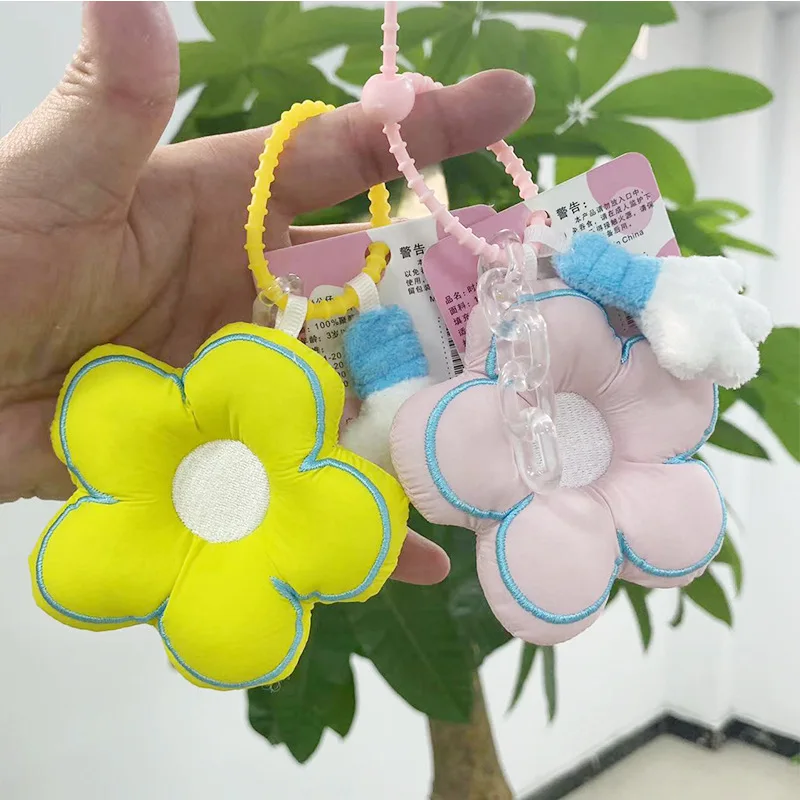 

Ladies' Bag Pendants Creative Cute Flowers Sweet Kawaii Bag Accessories Fashionable Simple Versatile Multifunctional Keychains