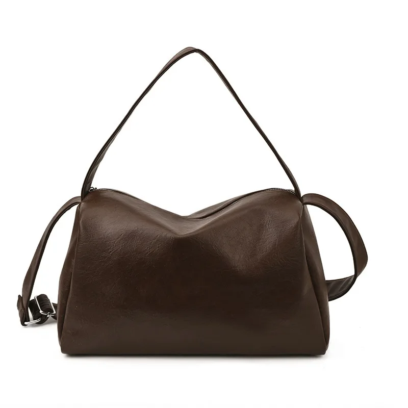 حقيبة كتف نسائية ذات سعة كبيرة لشتاء 2025 نمط جديد حضري بسيط من مادة البولي يوريثان حقيبة كروس للركاب