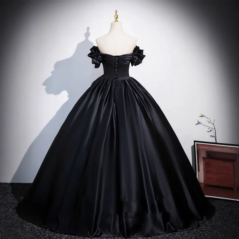 2026 Zomerjurk voor dames, nieuwe zwarte satijnen sexy jurk met één schouder, modieus, slanke pasvorm, lange jurk met rugband