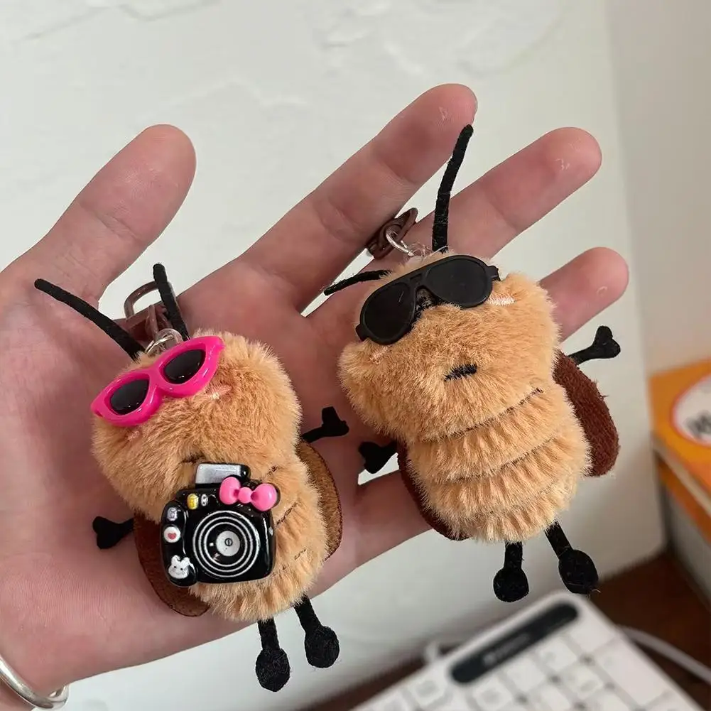 Cute Cockroach Plush Keychain Stuffed Animal Pendant Key Chain Stuffed Doll For Students Keyrings Car Home Key Holder Backpack