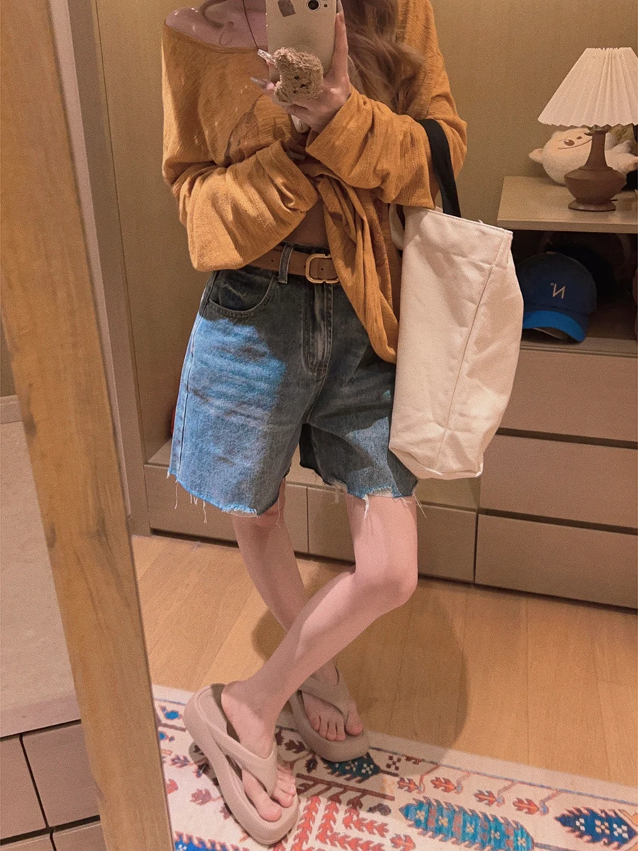 

Стильные джинсовые шорты Yukiss с эффектом потертости, скрывающие недостатки фигуры, легко сочетаемые, женские прямые джинсы с естественной талией и застежкой на пуговицах