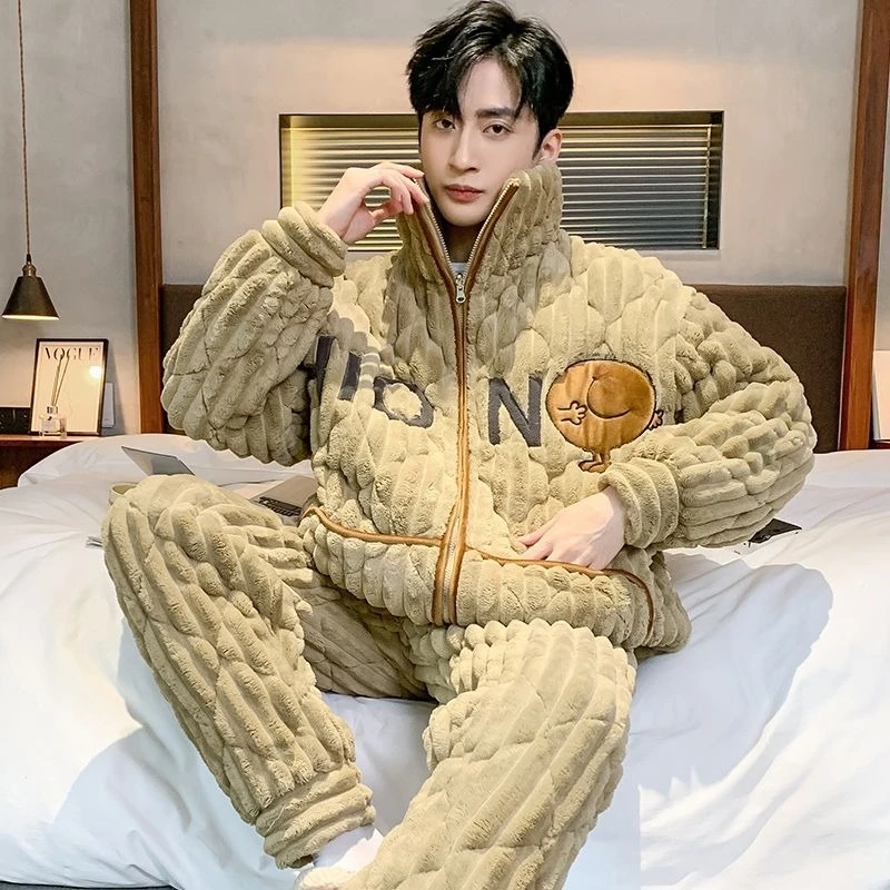 

Men's Flannel Autumn and Winter Thickened Extra Thick Fleece Pajamas Padded Coral Fleece Warm Loungewear Set Can Be Worn Outside