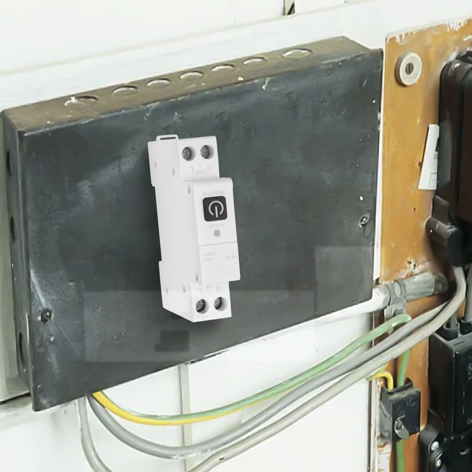 Circuit Breaker Compatible with For Tuya Systems Featuring Advanced Monitoring Capabilities to Optimize Energy Use