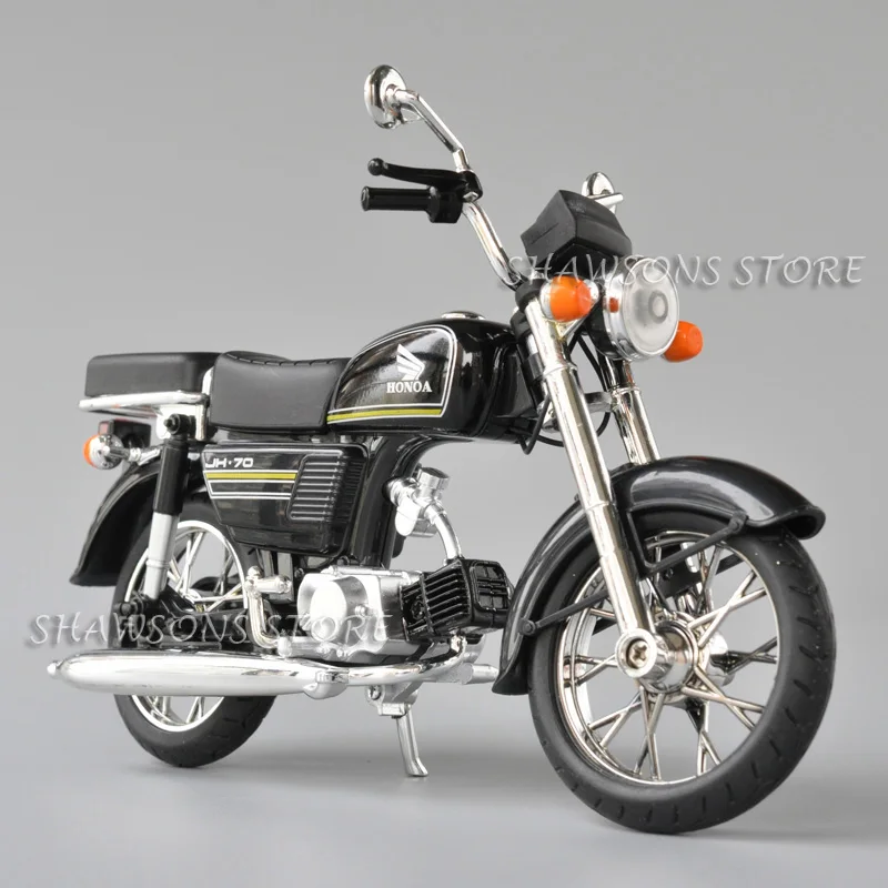 1:10 Scale Diecast Model Motorcycle Toys JH 70 Street Bike Miniature Replica Collectible