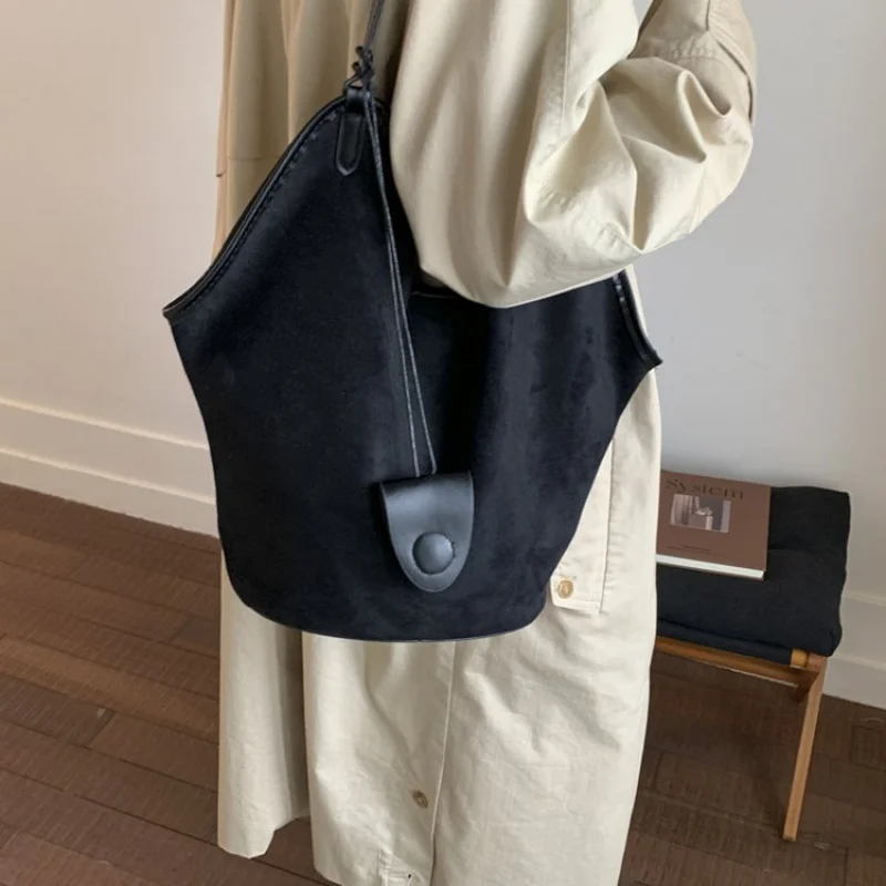 

Elegant Leather Tote Messenger Purse Shopper Bag - Large Capacity Simple Casual Design For Women Paris Fashion