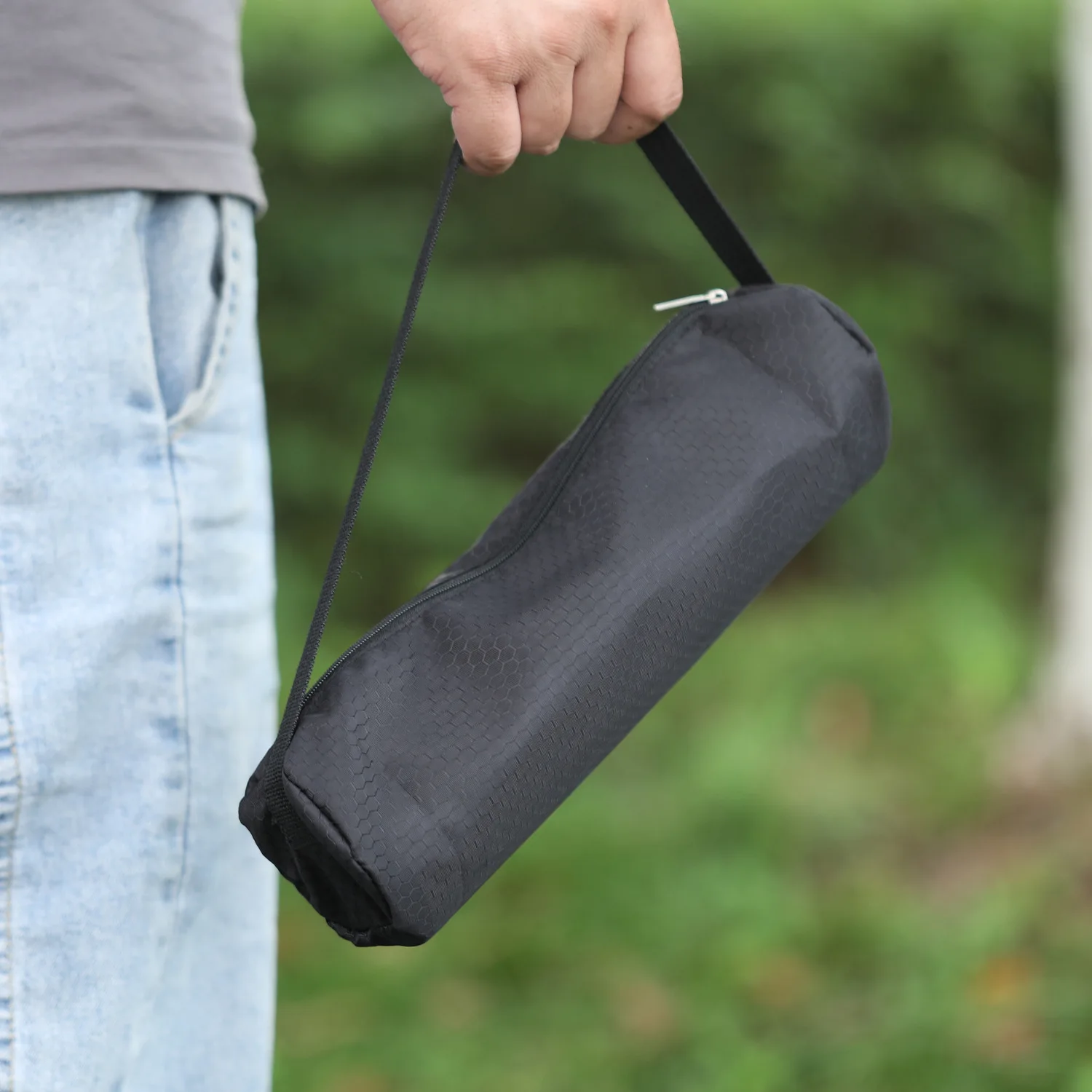 Venta al por mayor, venta al por menor, gran cachimba de plástico de mano, luz LED, gancho antitropico portátil para coche, juego de viaje, caja de Material de silicona