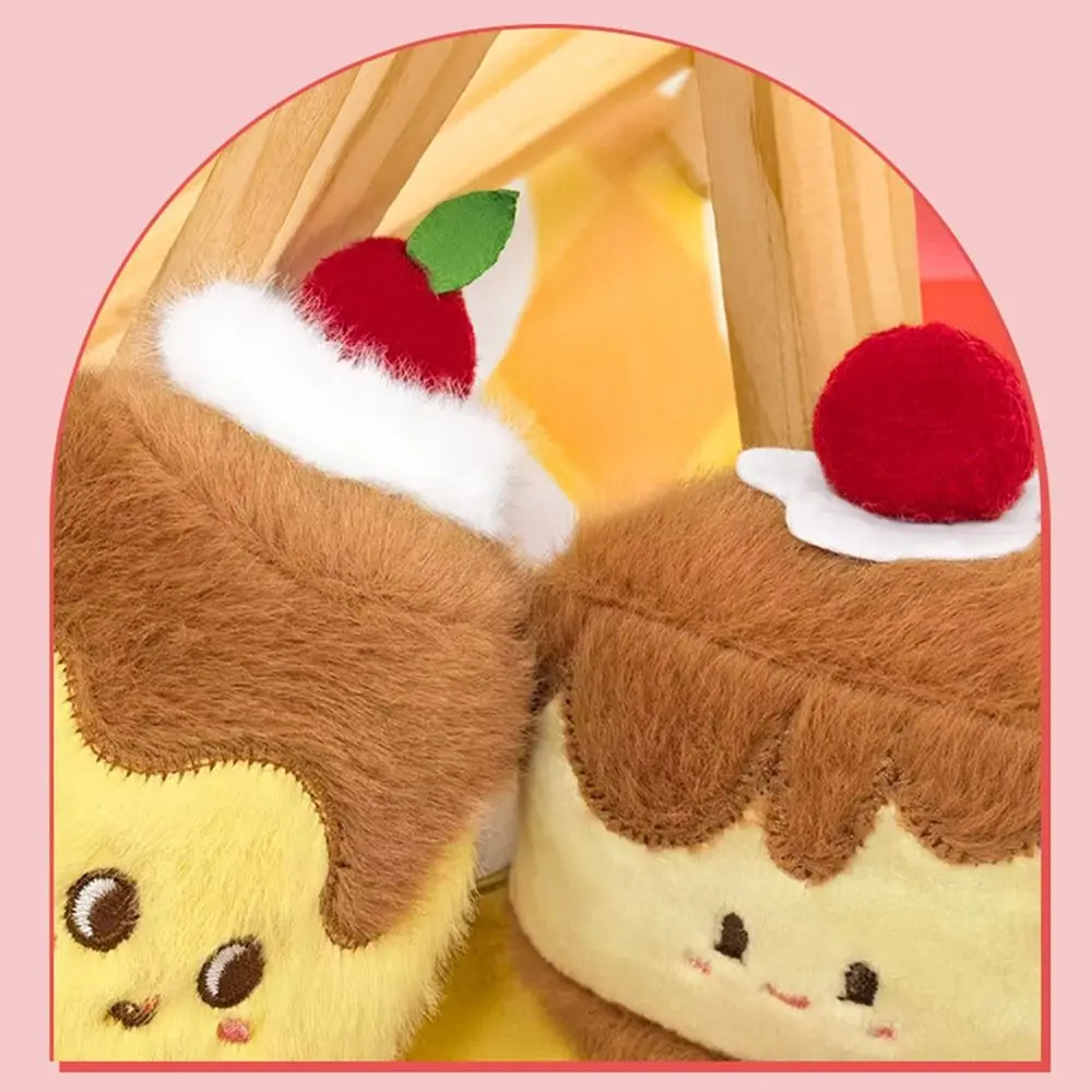 لطيف متعدد الألوان الخبز المفاتيح قلادة الكرتون الغذاء الحلو حقيبة زخرفة سيارة الديكور لينة محظوظ سحر هدية