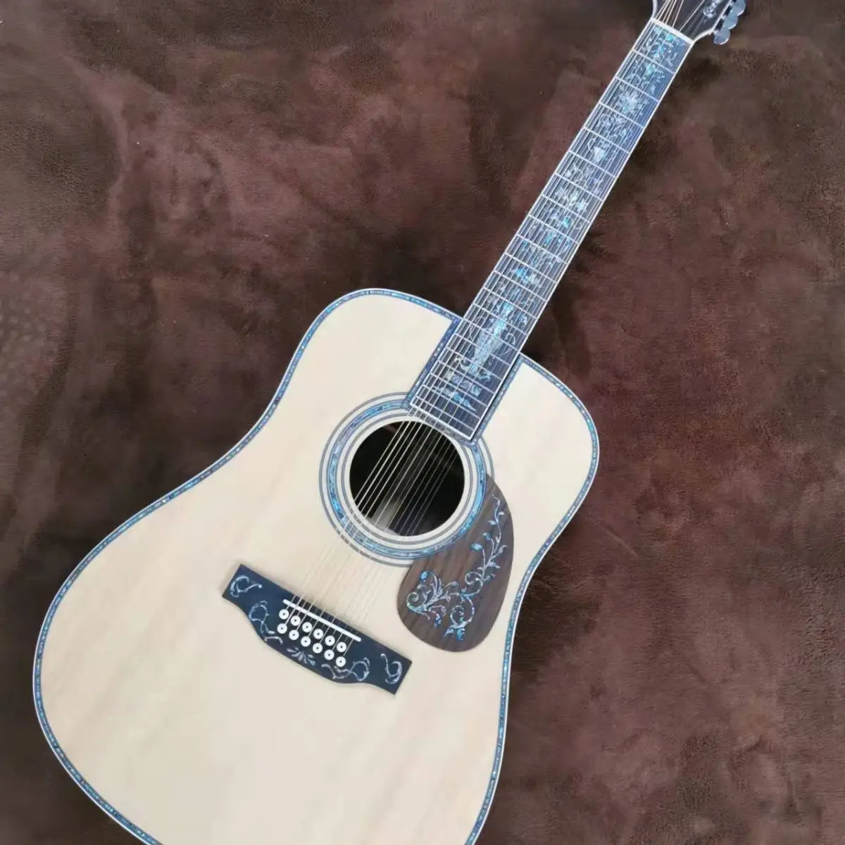 مزهرية كبيرة فاخرة مقاس 41 بوصة من الخشب الصلب، غيتار صوتي كامل على شكل أذن البحر مكون من 12 سلسلة على شكل أصابع