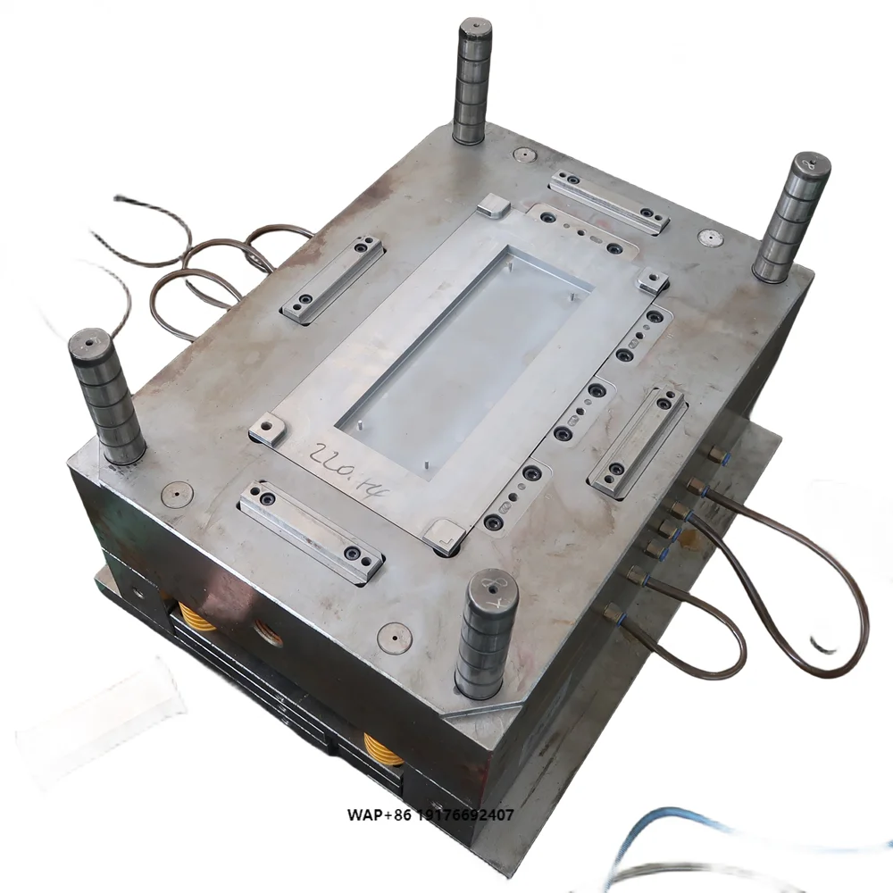 

Molded Industrial Equipment Components for Heavy-Duty Applications