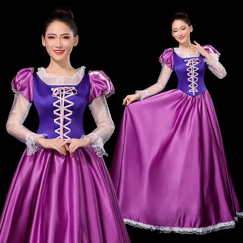 New drama performance photography theme female dress