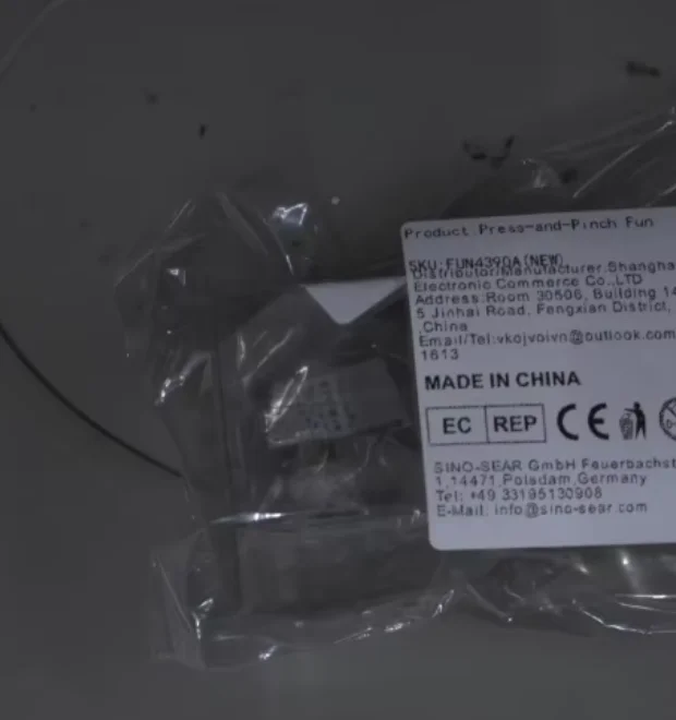 

Механическая клавиатура-брелок с RGB-подсветкой и звуком нажатия клавиш, игрушка-антистресс, портативная, для офисного стола, подарок, средство от тревоги