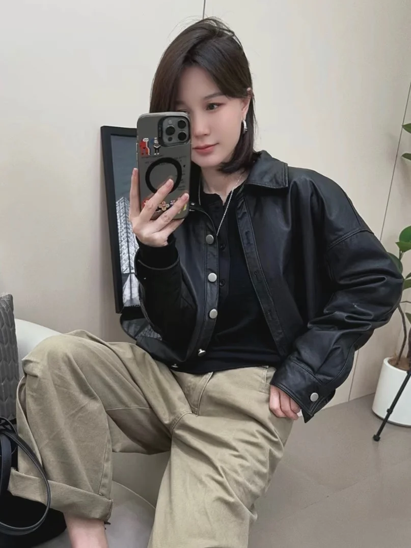 

Spring 2025 Women's Faionable Leather Jaet Single ket Turn-down Collar Casual irt Sle Long Sve eepskin Coat