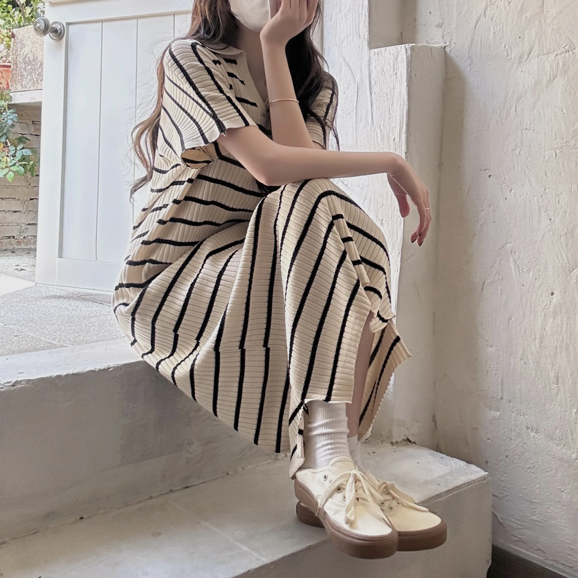 

2024 Loose Striped T Shirt Dress Women Korean Casual Midi Simple Casual Korean Short Sleeve Hollow Cotton Dress