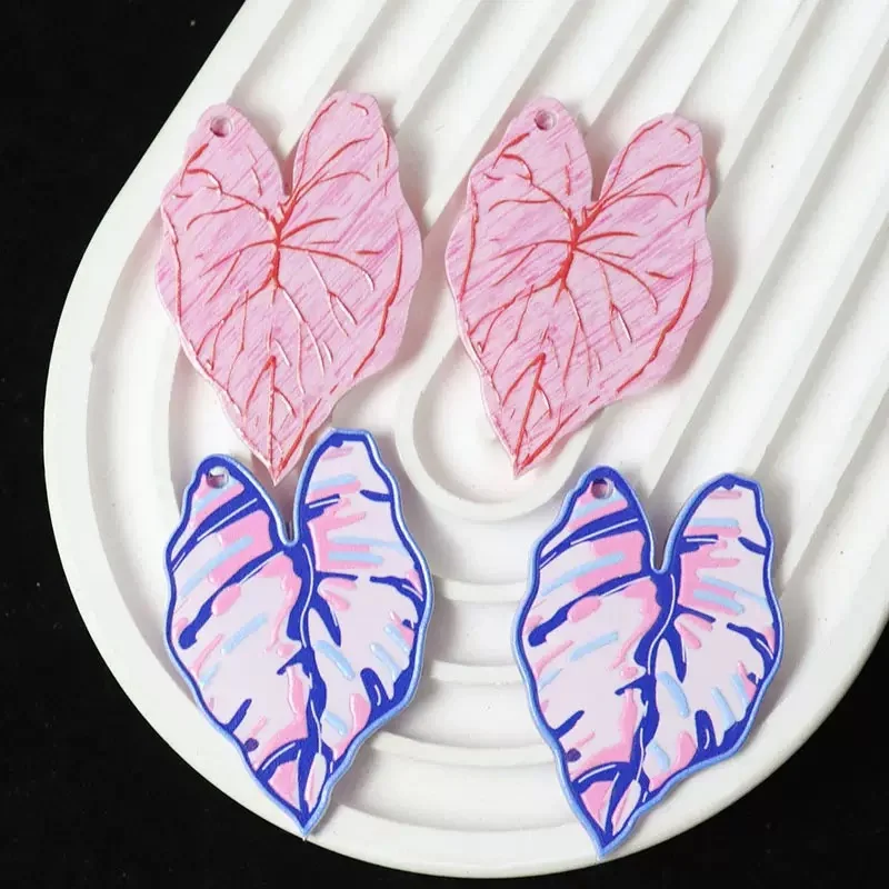 New arrived 50pcs/lot color pattern print cartoon hearts shape acrylic beads diy jewelry garment pendant accessory