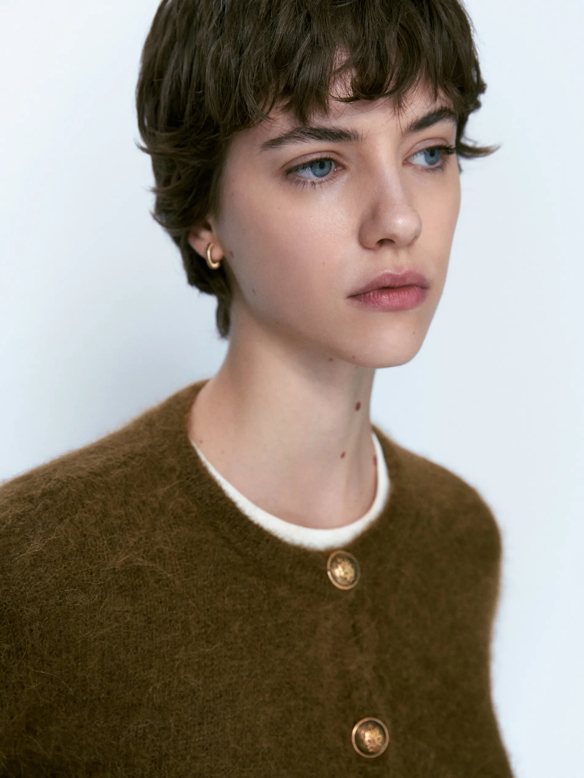 Ethéré MD 2025 massidutti automne nouveau style de dames décontracté tout ajustement tempérament doux cireux texture tricot pull cardigan